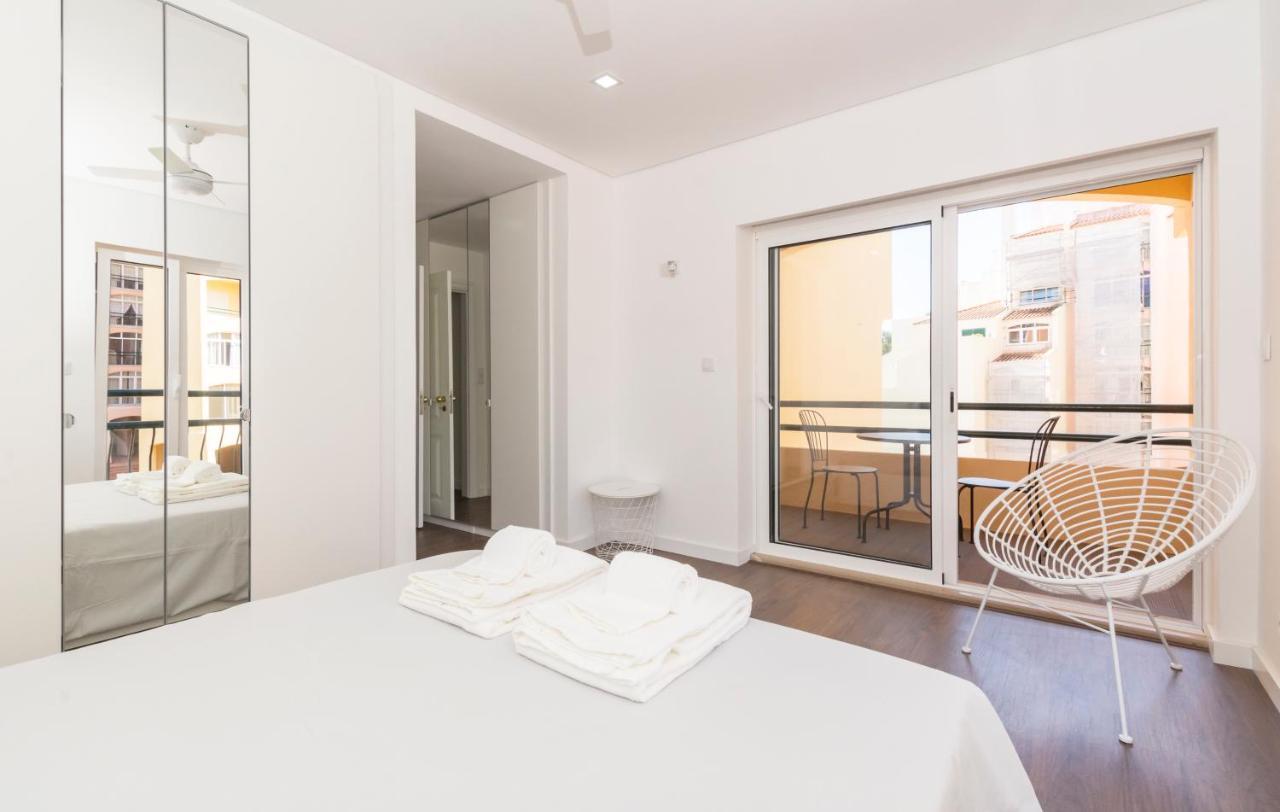Houze_Lovely Flat With Swimming Pool! Cascais Eksteriør bilde